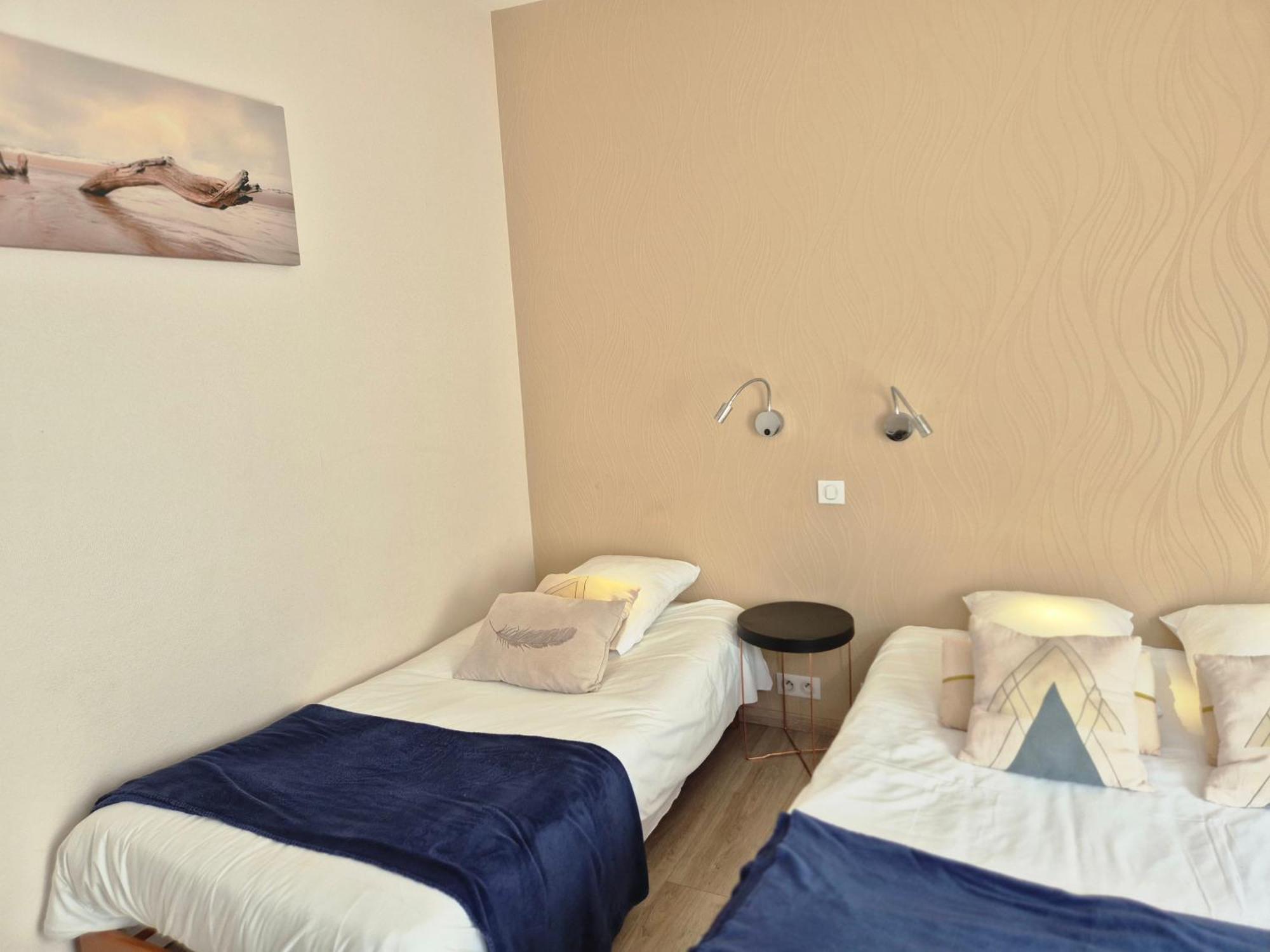 Logis Hotel Restaurant L'Oustal 나베 외부 사진