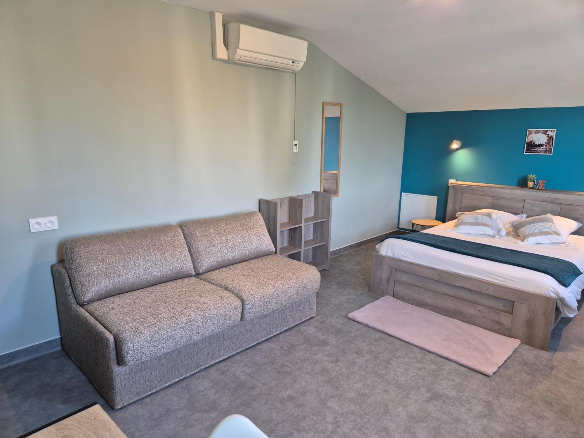 Logis Hotel Restaurant L'Oustal 나베 외부 사진