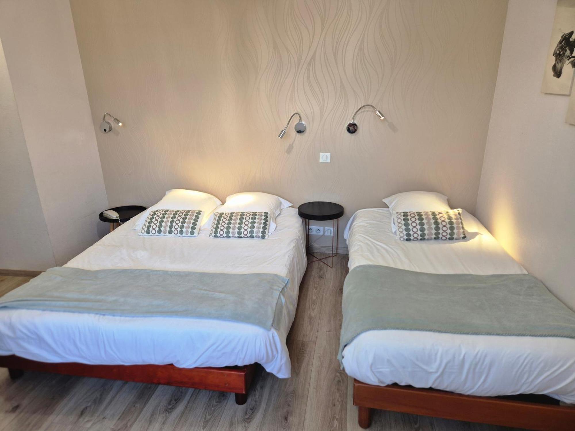 Logis Hotel Restaurant L'Oustal 나베 외부 사진