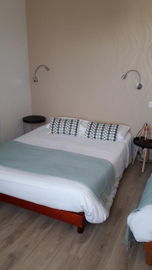 Logis Hotel Restaurant L'Oustal 나베 외부 사진